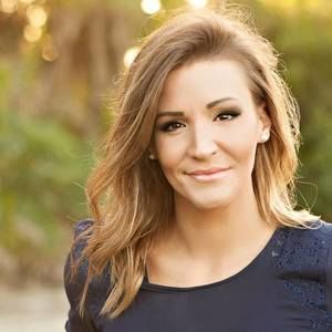 Meet your Posher, Corey